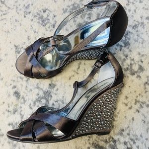 🆕New gorgeous Kenneth Cole women’s heels